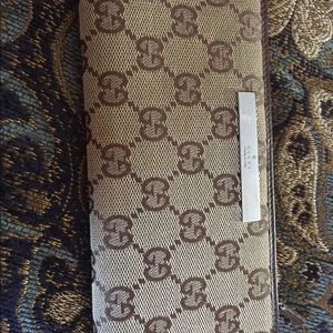 Gucci Authentic Wallet
